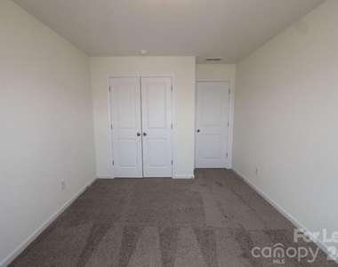 2748 Trinity Street - Photo Thumbnail 10