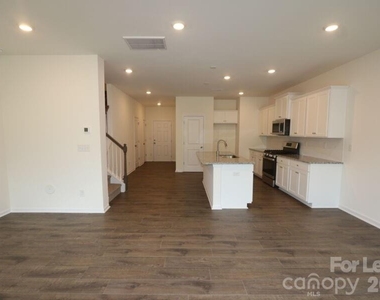 2748 Trinity Street - Photo Thumbnail 2