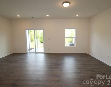 2748 Trinity Street - Photo Thumbnail 1