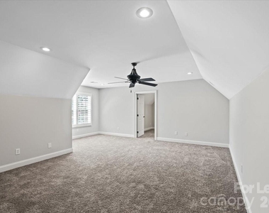 7832 Chapel Creek Drive - Photo Thumbnail 37