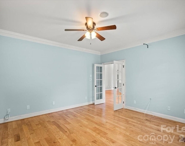 7832 Chapel Creek Drive - Photo Thumbnail 18