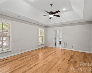 7832 Chapel Creek Drive - Photo Thumbnail 14