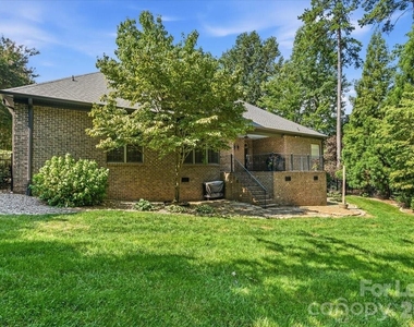 7832 Chapel Creek Drive - Photo Thumbnail 42