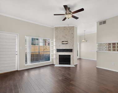 5619 Preston Oaks Road - Photo Thumbnail 9