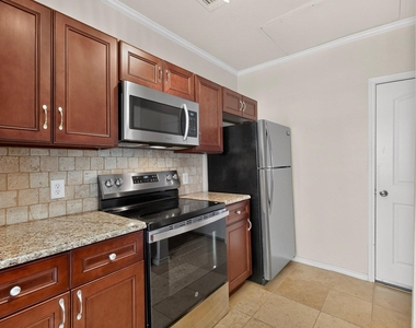 5619 Preston Oaks Road - Photo Thumbnail 14