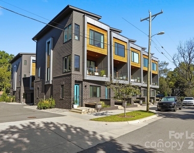 3301 Spencer Street - Photo Thumbnail 5