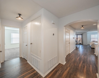 10541 Rising Knoll Lane - Photo Thumbnail 4