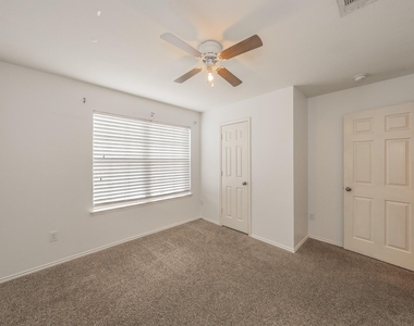 10541 Rising Knoll Lane - Photo Thumbnail 16