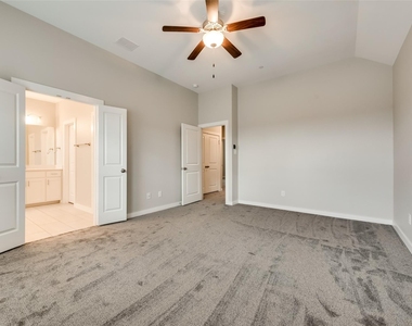 8712 Ice House Drive - Photo Thumbnail 8