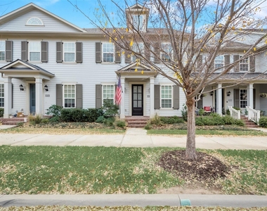 8712 Ice House Drive - Photo Thumbnail 17