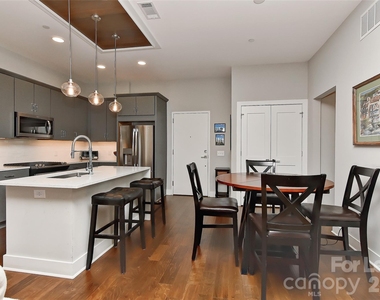 2401 Euclid Avenue - Photo Thumbnail 8