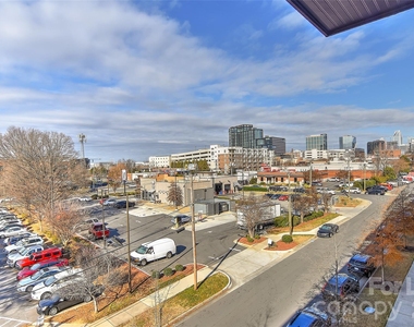 2401 Euclid Avenue - Photo Thumbnail 26