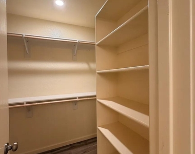 507 Tumbleweed Drive - Photo Thumbnail 23