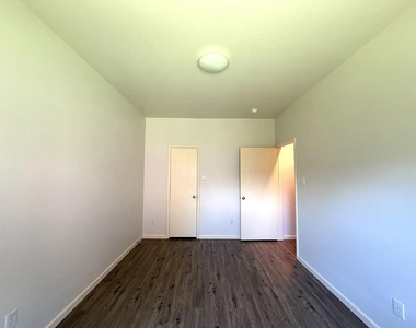507 Tumbleweed Drive - Photo Thumbnail 3
