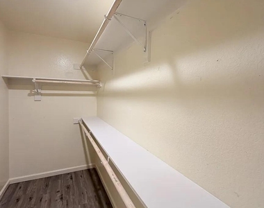 507 Tumbleweed Drive - Photo Thumbnail 21