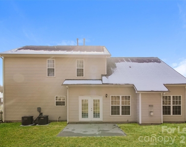 7215 Duchamp Drive - Photo Thumbnail 14