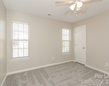 7215 Duchamp Drive - Photo Thumbnail 11