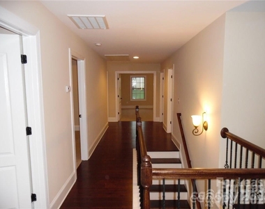 117 Elmrich Court - Photo Thumbnail 11