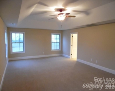 117 Elmrich Court - Photo Thumbnail 13