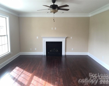 117 Elmrich Court - Photo Thumbnail 9