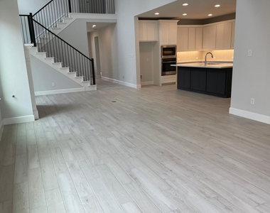 2616 Griffith Mews - Photo Thumbnail 20