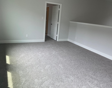2616 Griffith Mews - Photo Thumbnail 29