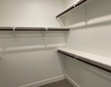2616 Griffith Mews - Photo Thumbnail 7