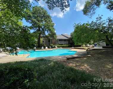 7962 Greenside Court - Photo Thumbnail 33