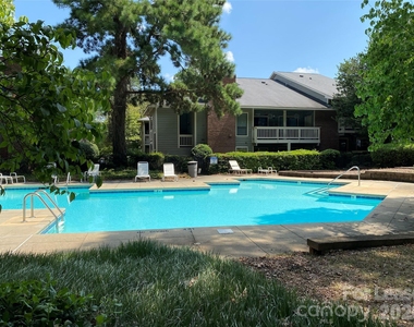 7962 Greenside Court - Photo Thumbnail 6