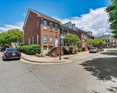 110 Dime Lane - Photo Thumbnail 2
