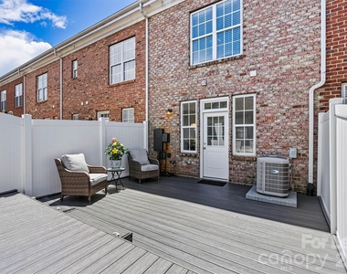110 Dime Lane - Photo Thumbnail 23