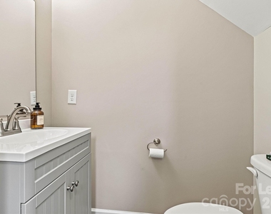 110 Dime Lane - Photo Thumbnail 21