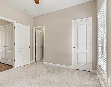 110 Dime Lane - Photo Thumbnail 18