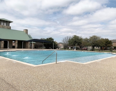 1136 Golden Eagle Court - Photo Thumbnail 29
