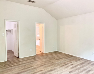 1136 Golden Eagle Court - Photo Thumbnail 19