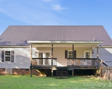 513 Weathers Creek Road - Photo Thumbnail 15
