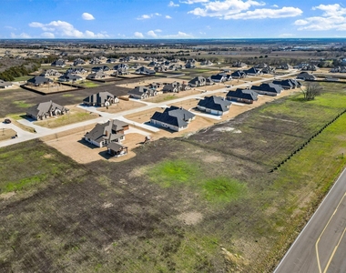 1133 Barrix Drive - Photo Thumbnail 20