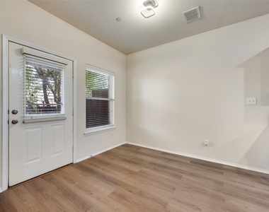 4541 Woodsboro Lane - Photo Thumbnail 26