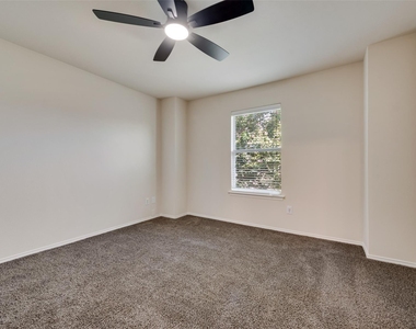 4541 Woodsboro Lane - Photo Thumbnail 4