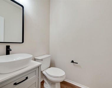 4541 Woodsboro Lane - Photo Thumbnail 11