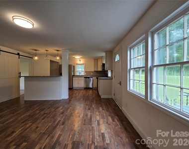 2128 Hodgin Street - Photo Thumbnail 2
