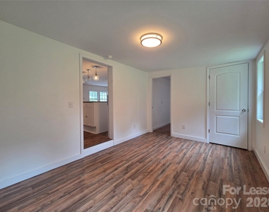 2128 Hodgin Street - Photo Thumbnail 13