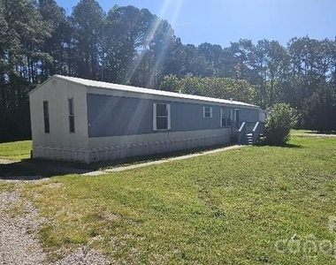 2935 Cedarvale Road - Photo Thumbnail 1