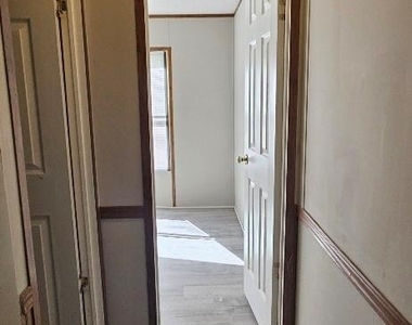 2935 Cedarvale Road - Photo Thumbnail 7