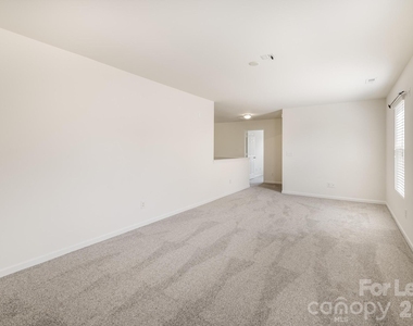 8212 Ruby Valley Road - Photo Thumbnail 40