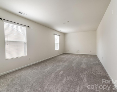 8212 Ruby Valley Road - Photo Thumbnail 39