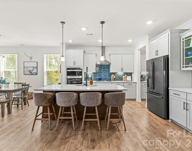 6196 Sylvan Drive - Photo Thumbnail 8