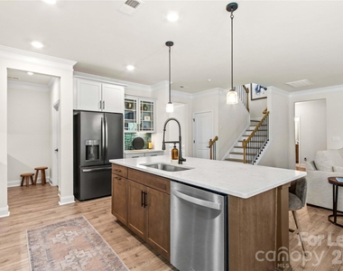 6196 Sylvan Drive - Photo Thumbnail 7