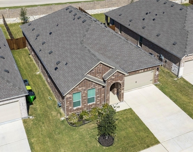1912 Adams Drive - Photo Thumbnail 33