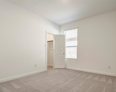 1912 Adams Drive - Photo Thumbnail 24